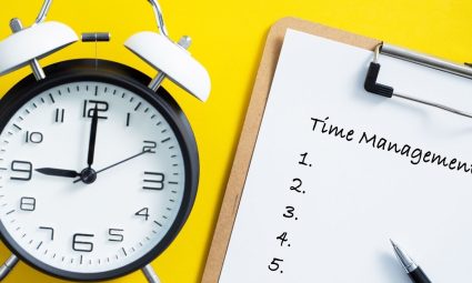9 Tips To Manage Your Time Effectively For Better Grades